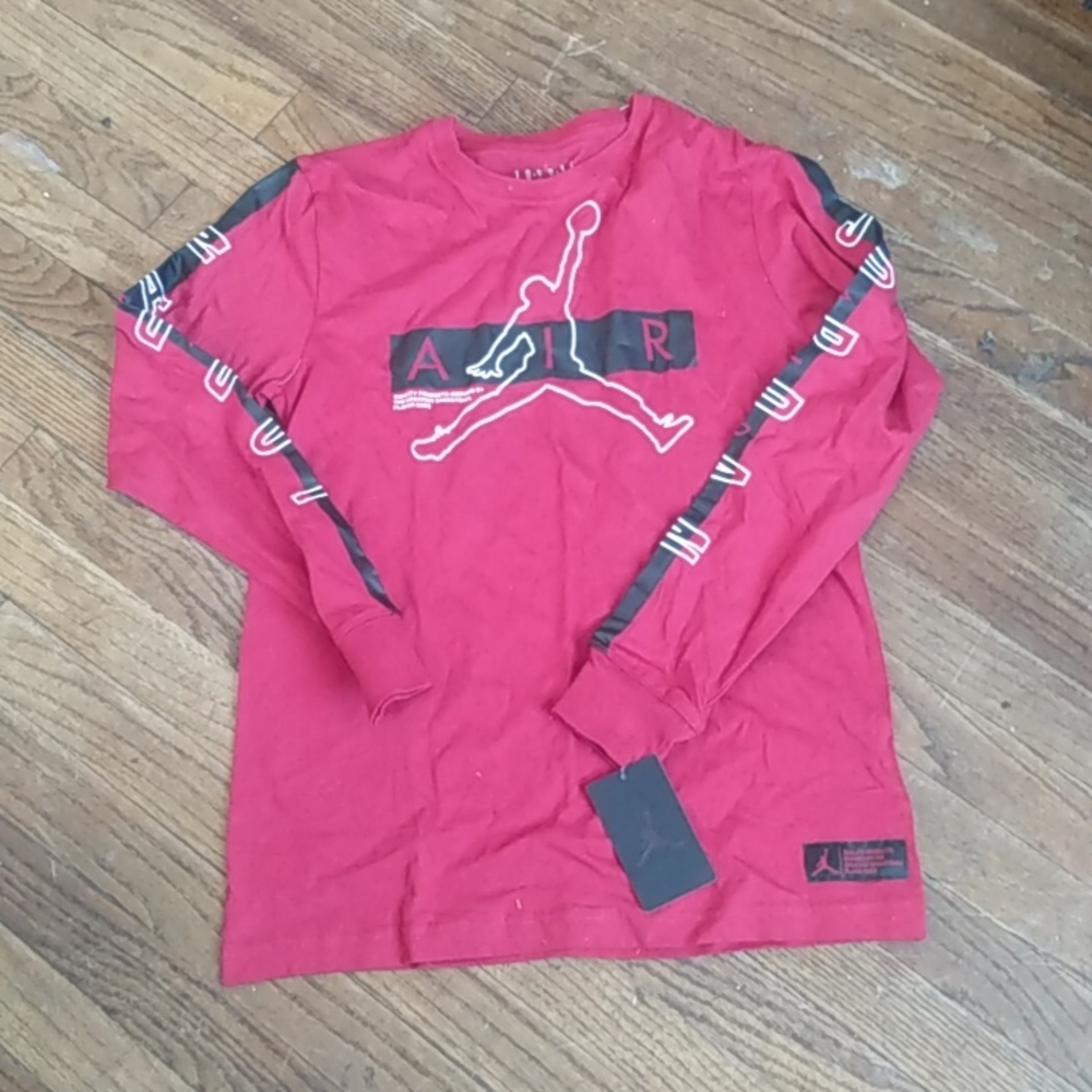 Jordan long sleeve tee